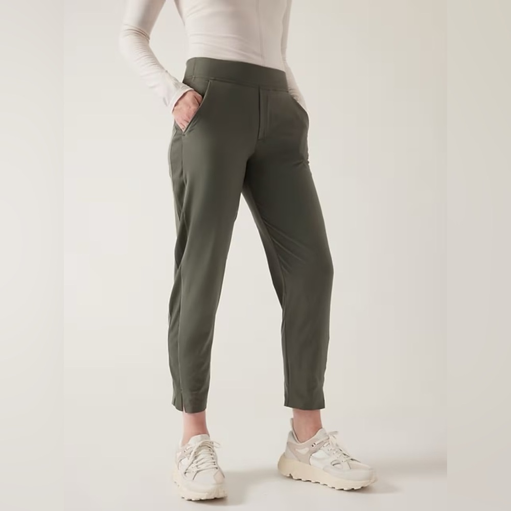 Athleta Olive Green Cropped Ankle Pants